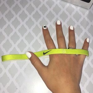 Nike headband